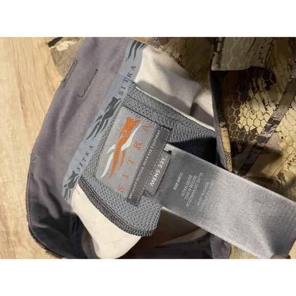 NEW Sitka Grinder Pant Softshell Hunting Hiking Pants Camo Waterfowl Men 33 Tall - Picture 4 of 10